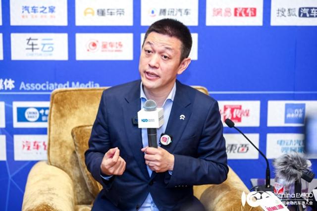 蔚来李斌：募资效果比预期还要好，经营上有很大压力要降本增效
