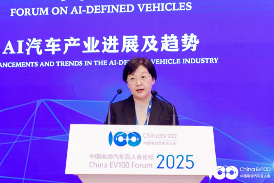 金香花：AI技术不仅是智能汽车进化的“加速器”，更是重塑全球产业格局的“新大陆”