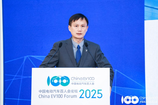 岚图汽车蒋焘：汽车行业非常卷，最重要的是活下来留在牌桌