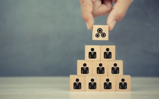 5年清退308万人！A股5大险企寿险代理人规模企稳，平安人寿代理人月入破万