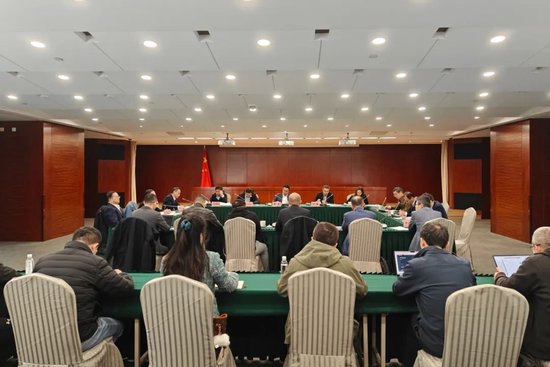 上海市国资委召开市属金融机构AI大模型应用研讨会