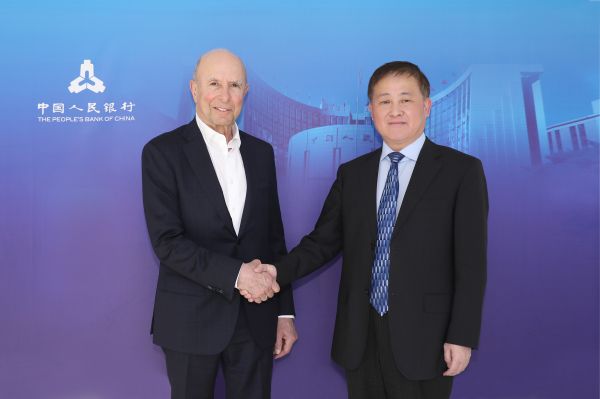 中国人民银行行长潘功胜分别会见国际金融机构负责人