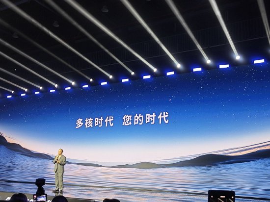宁德时代曾毓群：我们研发投入比所有友商加起来还多，不希望被定义为“电池制造者”