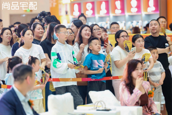 政企双补加持！尚品宅配升级“买一送一”惠民举措 兰西雅力荐门墙柜一体化新品